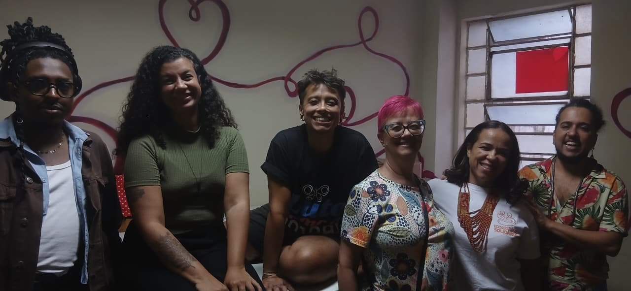 Com apoio do INSEA, Projeto Monokóh avança na criação de cooperativa de moda inclusiva em Belo Horizonte